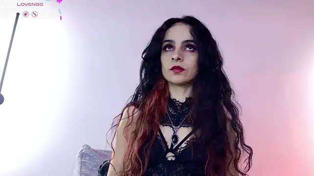 Alice_noir's Live XXX Chat