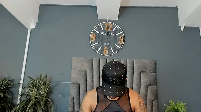 Czat XXX na żywo – Robin_Rief
