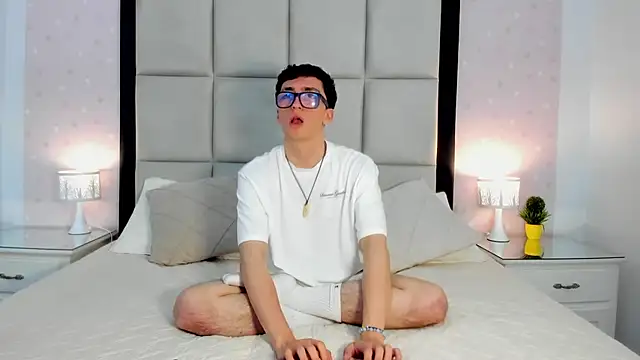 XXX chat uživo modela GaelDuke