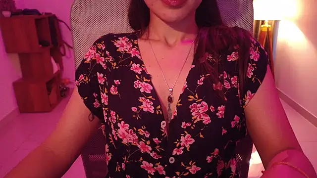 MidnightFlame Adlı Modelin Canlı XXX Sohbeti