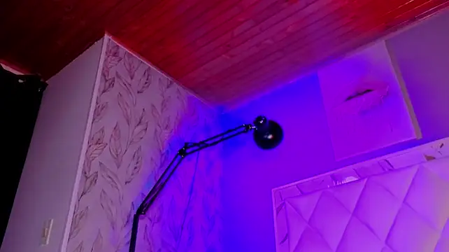 Chat +18 de Dannyhot_ ao vivo