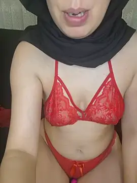 zillimelek Adlı Modelin Canlı XXX Sohbeti