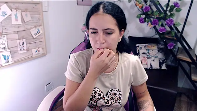 Chat XXX Live samantha_baby_