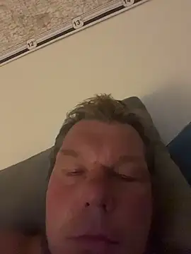 XXX chat uživo modela fetter_Daddy_Berlin