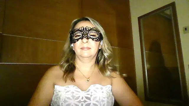 Nayelik's Live XXX Chat