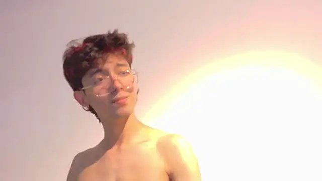 Twink_Sebas7's Webcam Show