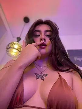 Chatroom XXX en direct de cute__cherry_