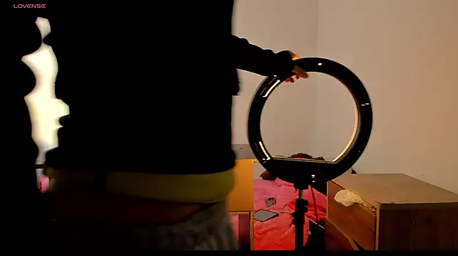 Alanaloiiss_ লাইভ XXX চ্যাট