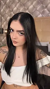 Chatroom XXX en direct de AliceRitter