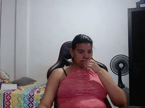 Adriana_0312: απευθείας συνομιλία ΧΧΧ