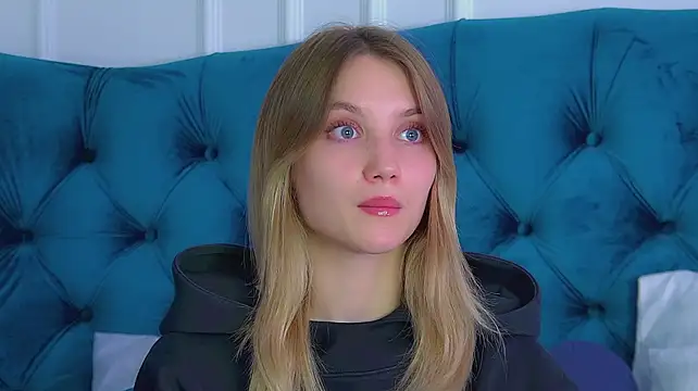 StacyEvances' Live XXX Chat