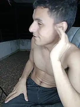 Chat +18 de _king_emir ao vivo
