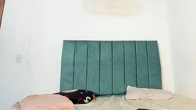 dakotadolly Adlı Modelin Canlı XXX Sohbeti