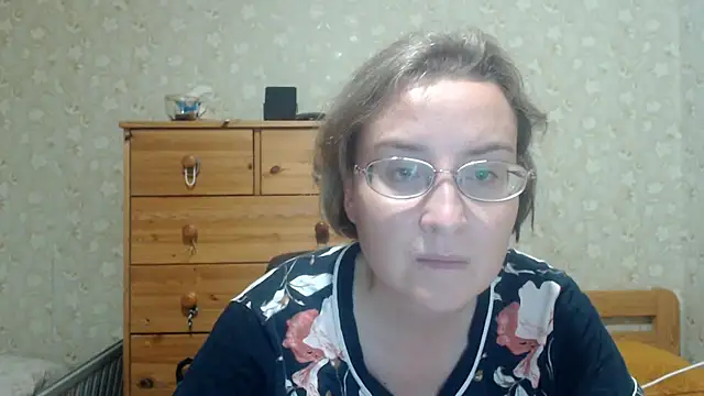 Chat +18 de Smart_Rose ao vivo