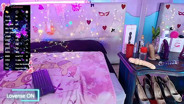 Zaly_mature 现场XXX聊天