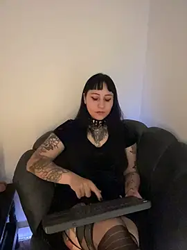 Chat +18 de NyxNoire666 ao vivo