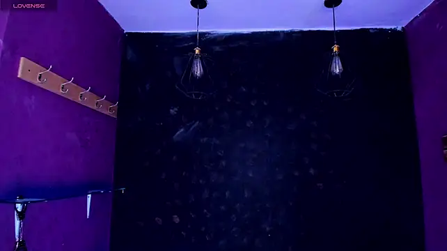 Alexa_Slave Live XXX-Chat
