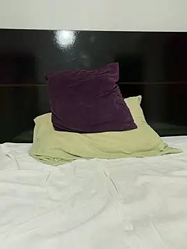 Chat +18 de MeladoDiMel ao vivo