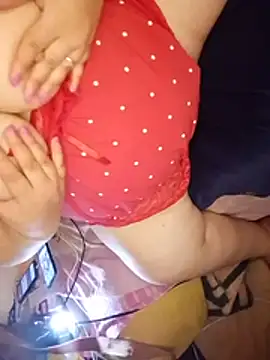 دردشة Sara-beela الجنسية المباشرة