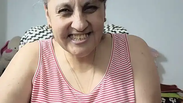 Chat XXX en directo de merlyna_goldens