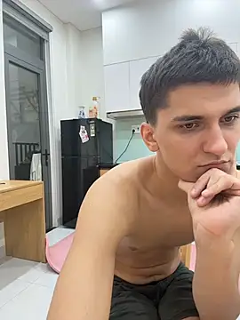 Adrian_Coles webkamerás műsora