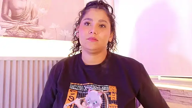 liz_monserrat_1 Adlı Modelin Canlı XXX Sohbeti