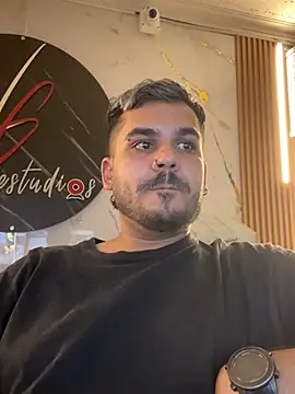 LatinBearX Webcamshow