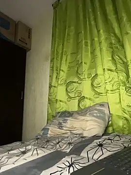 عرض كام Paulhot018