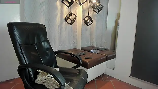 shelby_col's Webcam Show