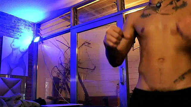 Онлайн чат XXX AlphaMasterXxx