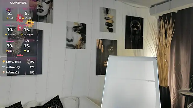 LisaAris Obrolan Langsung XXX