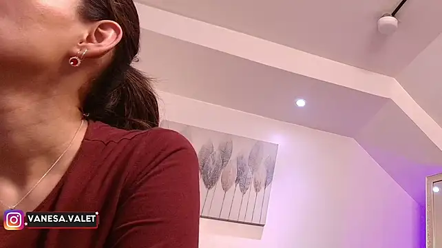Chat +18 de VanesaValet ao vivo