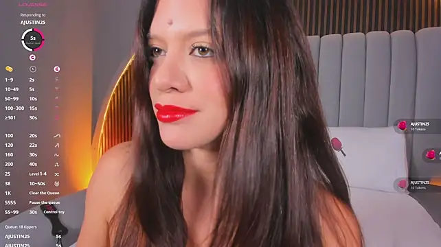 emperatriz_reyes Pertunjukan Webcam