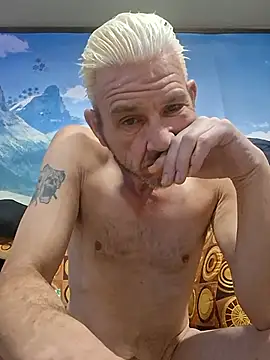 Show modela In2itvegassstyle na web-kameri