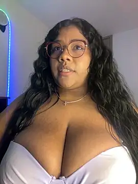 XXX chat uživo modela paola091