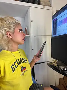 Eva_Feller69 Live XXX-Chat