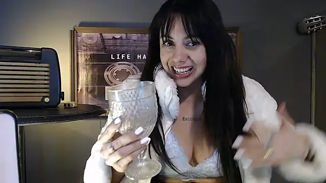 Mickyta live XXX chat