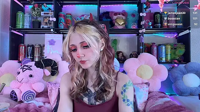 Chat +18 de _Devill_Baby ao vivo