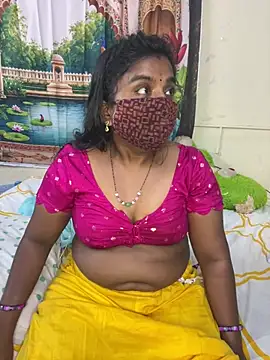 YourTeluguQueen143 Show Webcam