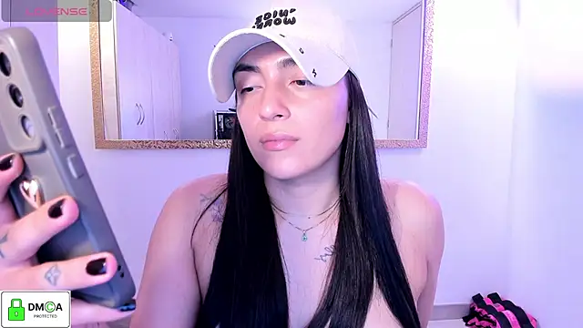 EricaVanderhill webcam show