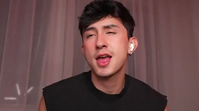 sweettaaron01のライブXXXチャット