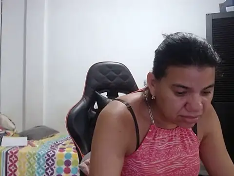 Adriana_0312's Live XXX Chat