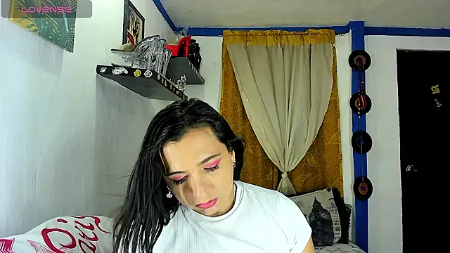 Chat XXX en directo de SARAMISHA