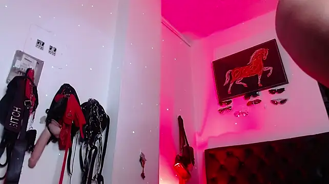 Carolina_Bluee – Live XXX-chat