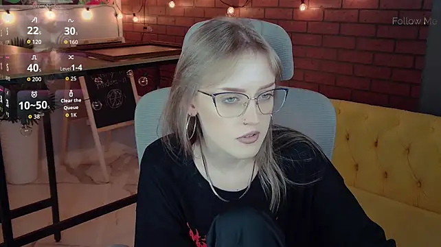 KiraMontoya's Live XXX Chat