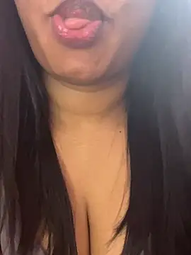 แชท XXX สดของ Tamil_Maaya