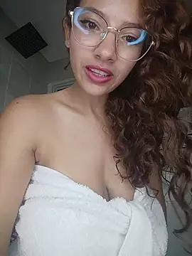 Chat +18 de Angelique_Angell ao vivo