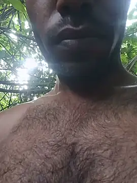 nilu_5633 在線直播表演