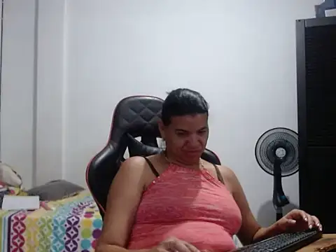 Adriana_0312 Live XXX-Chat