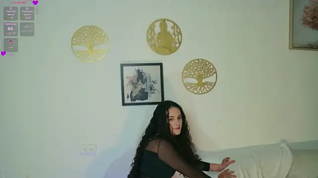 MaraVelvett Adlı Modelin Canlı XXX Sohbeti